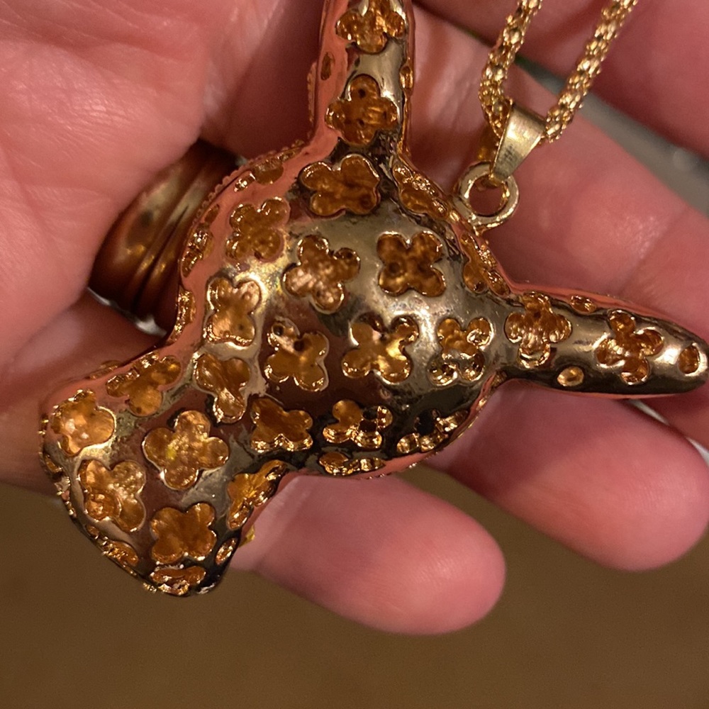 Yellow Pikachu necklace - Picture 2 of 5